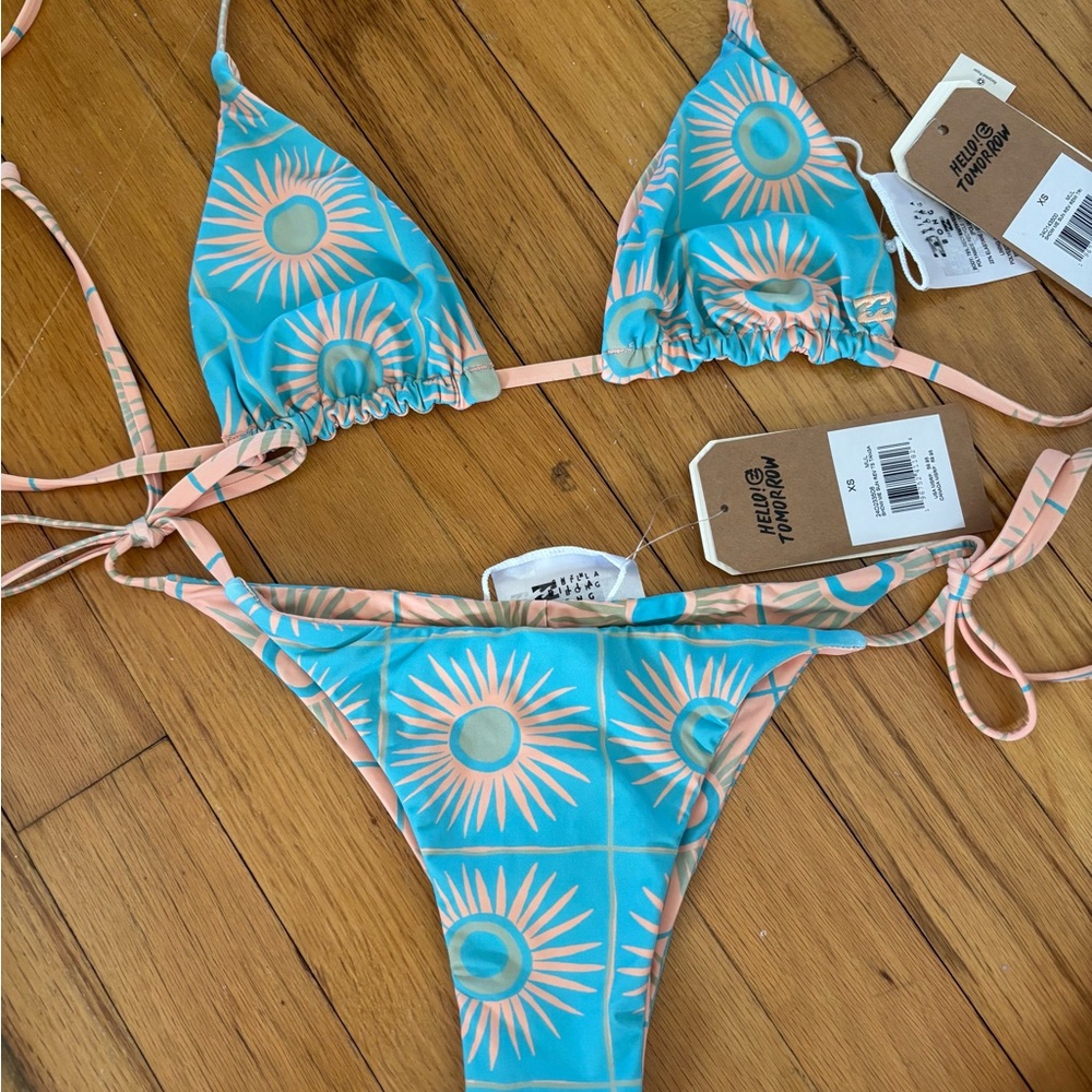 Billabong Blue and Peach Bikini Set